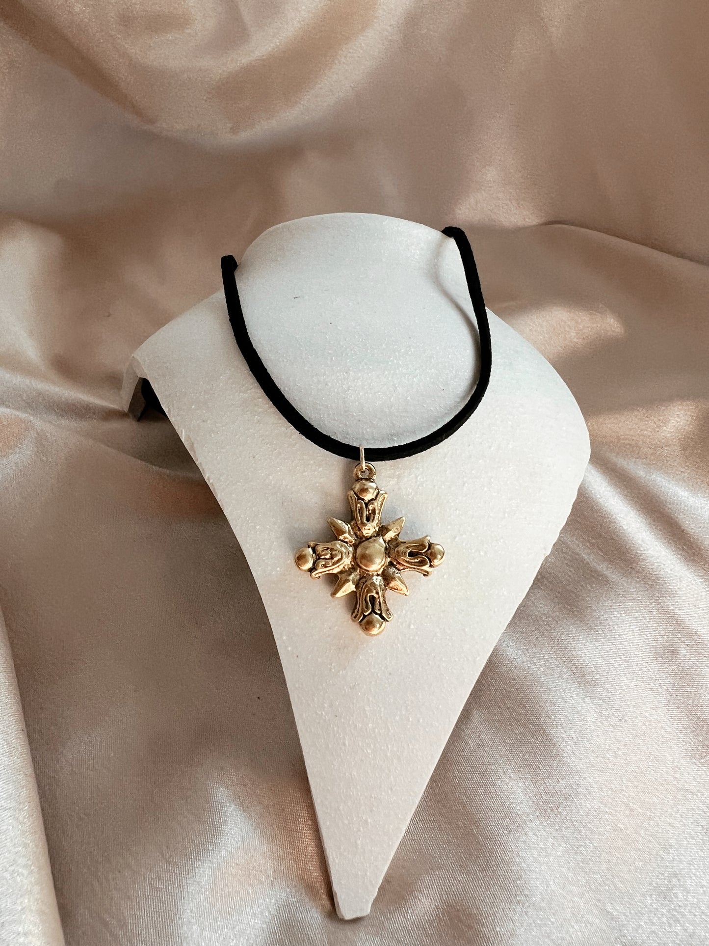 Clara Necklace
