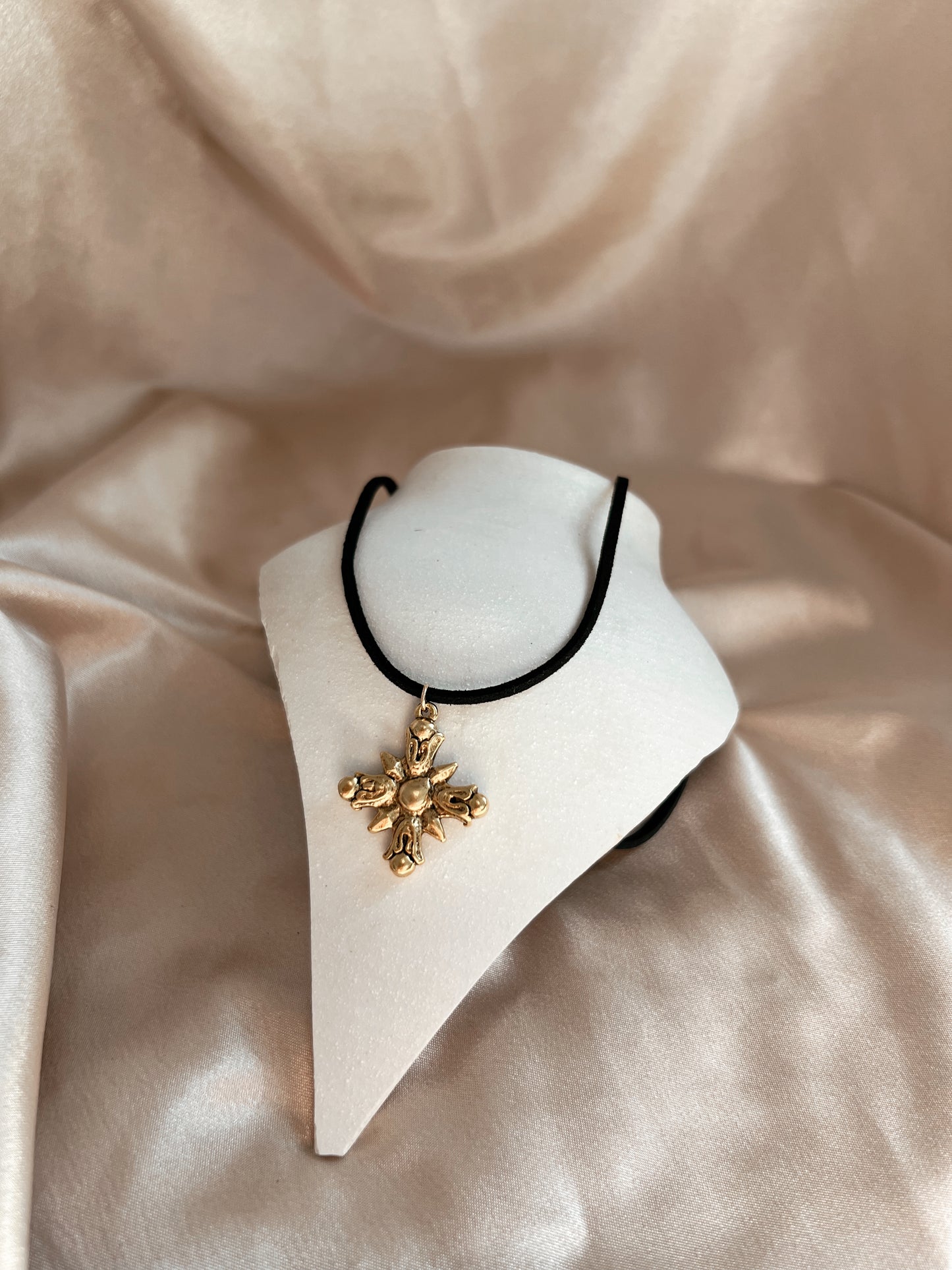 Clara Necklace