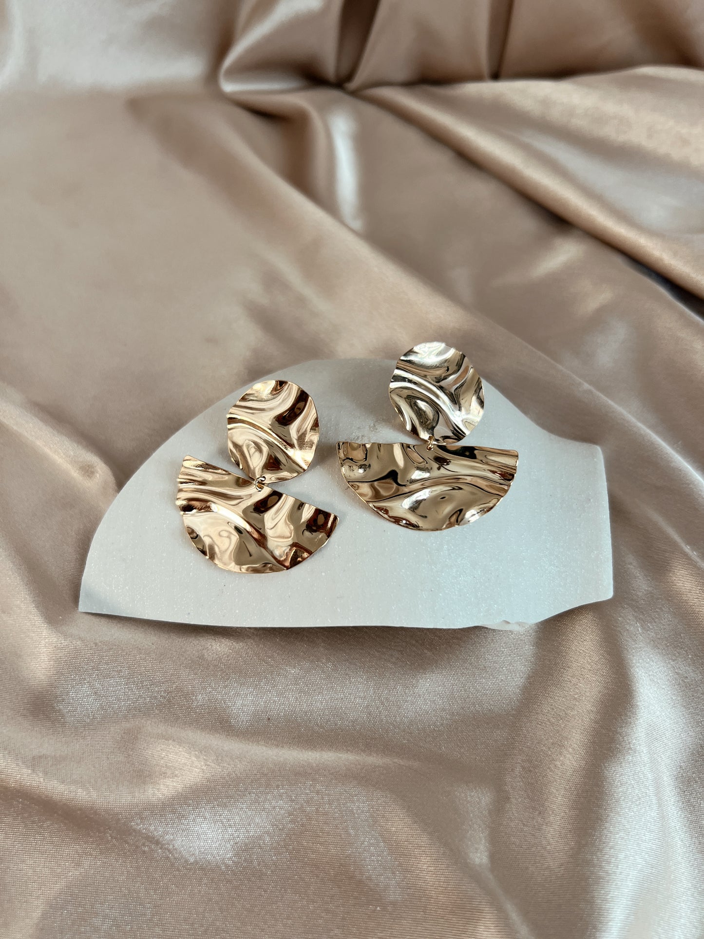 Riveria Earrings
