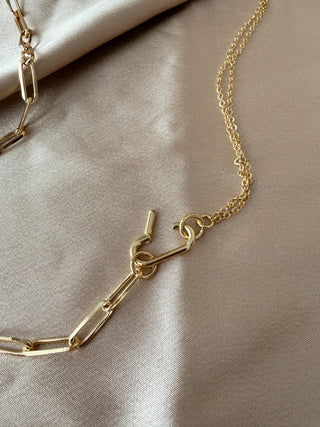 Duet Necklace
