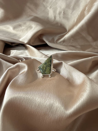 Serpentine Ring