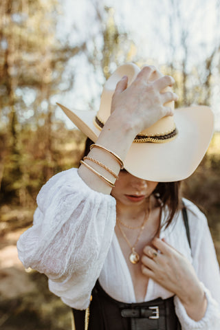 Lasso Bracelet